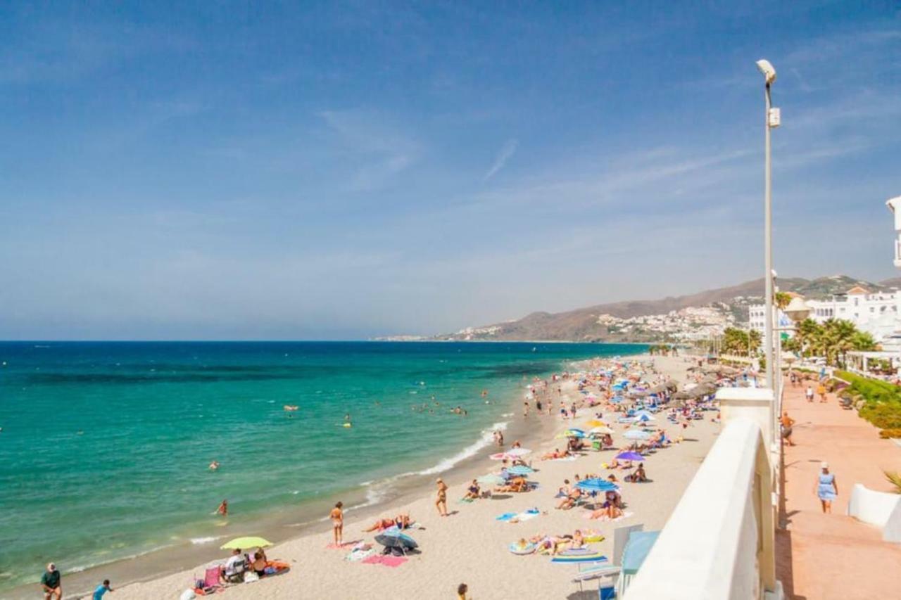 Neptuno Torrecilla Beach Nerja Kültér fotó